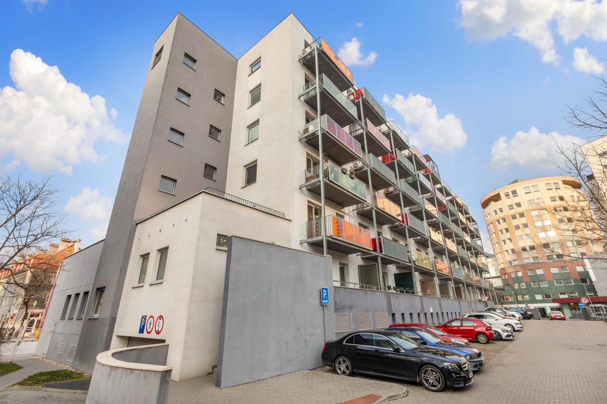 布拉迪斯拉发Lam Safari - Balcony - Ac - Free Parking公寓 外观 照片